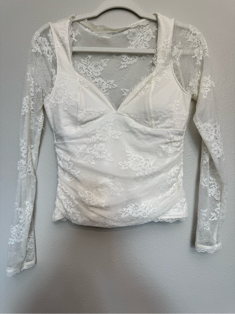 Abercrombie & Fitch White Lace Bra-Free Long Sleeve